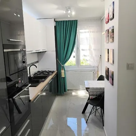 Onyx - Utopia Apartment Brasov